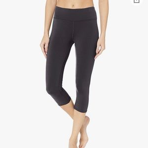 New Alo Yoga airbrushed capri leggings